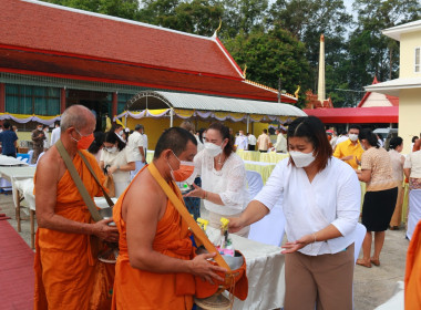 เข้าร่วมพิธีทำบุญตักบาตรถวายพระกุศล งานฉลองพระชนมายุ 8 รอบ พารามิเตอร์รูปภาพ 8